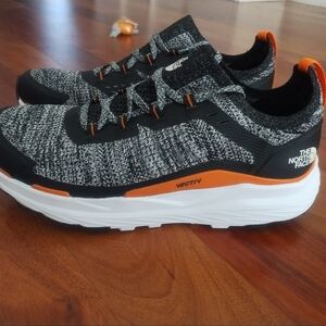 The North Face Vectic escape trail running shoes